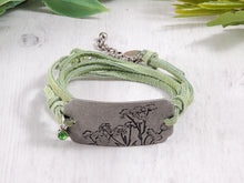 Load image into Gallery viewer, Wrap Leather Bracelet - Wild Flowers
